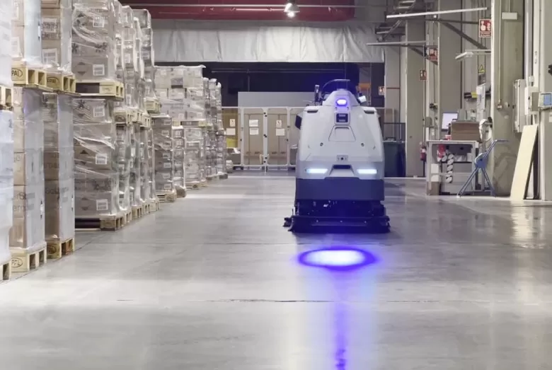 Streamlining Warehouse Cleaning With Titan 810