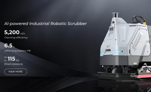 Titan 810 cleaning robot